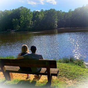 Meet your Posher, Kenzie